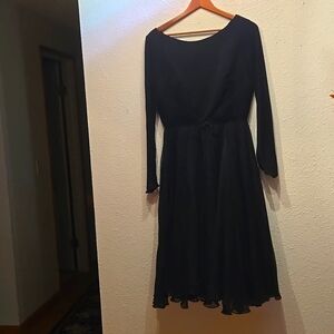 Vintage 1959s Ladies Black Cocktail dress.